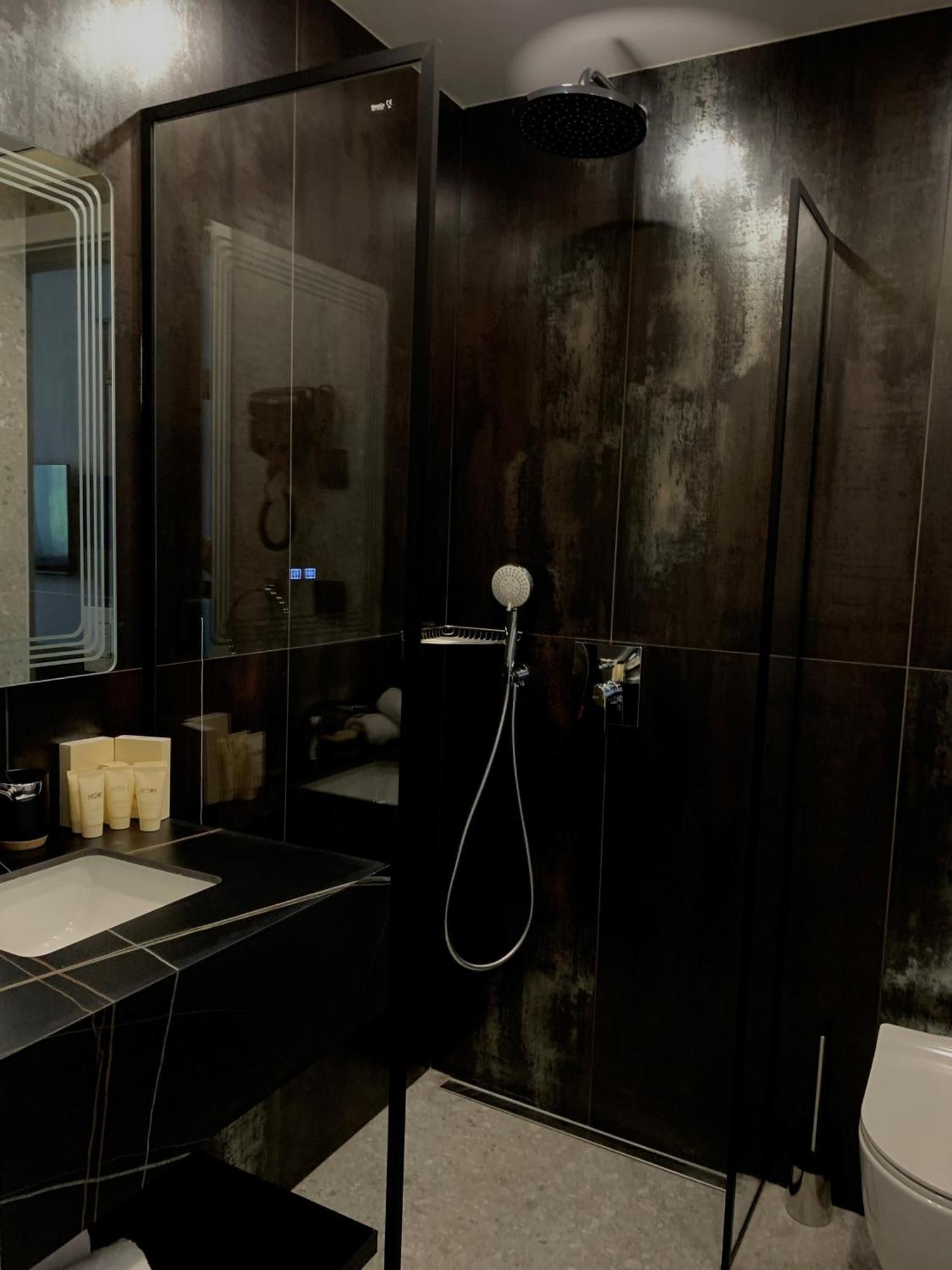 Mm Boutique Hotel Burgas Exteriör bild