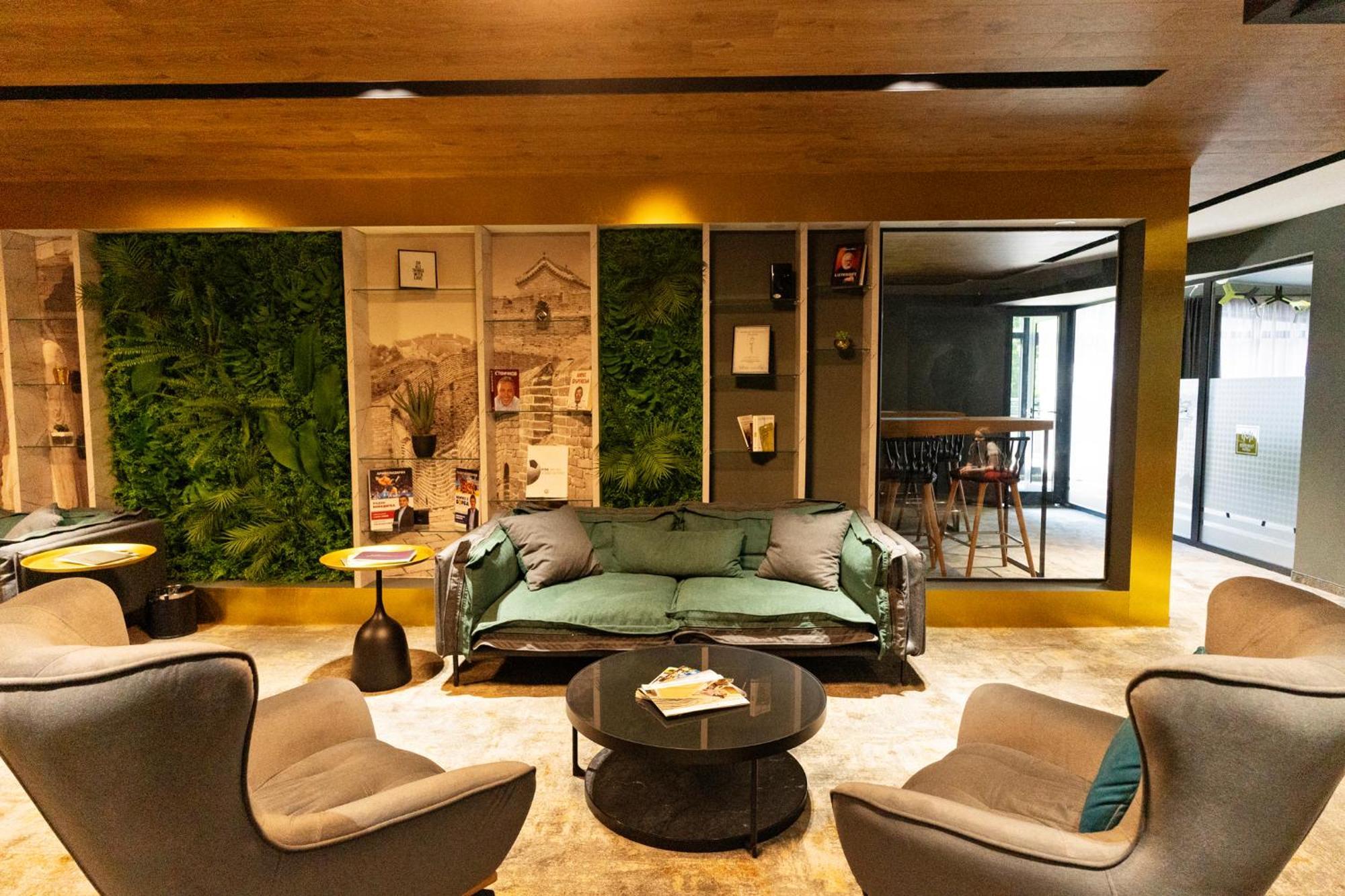 Mm Boutique Hotel Burgas Exteriör bild