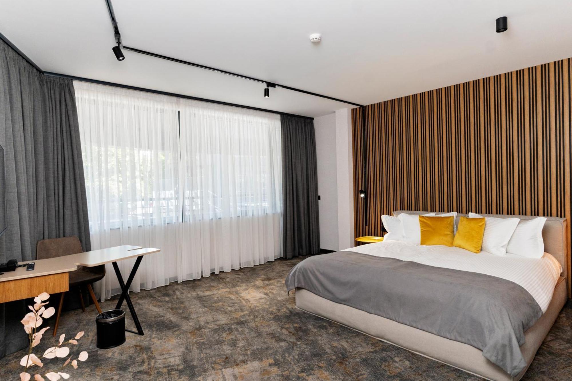 Mm Boutique Hotel Burgas Exteriör bild