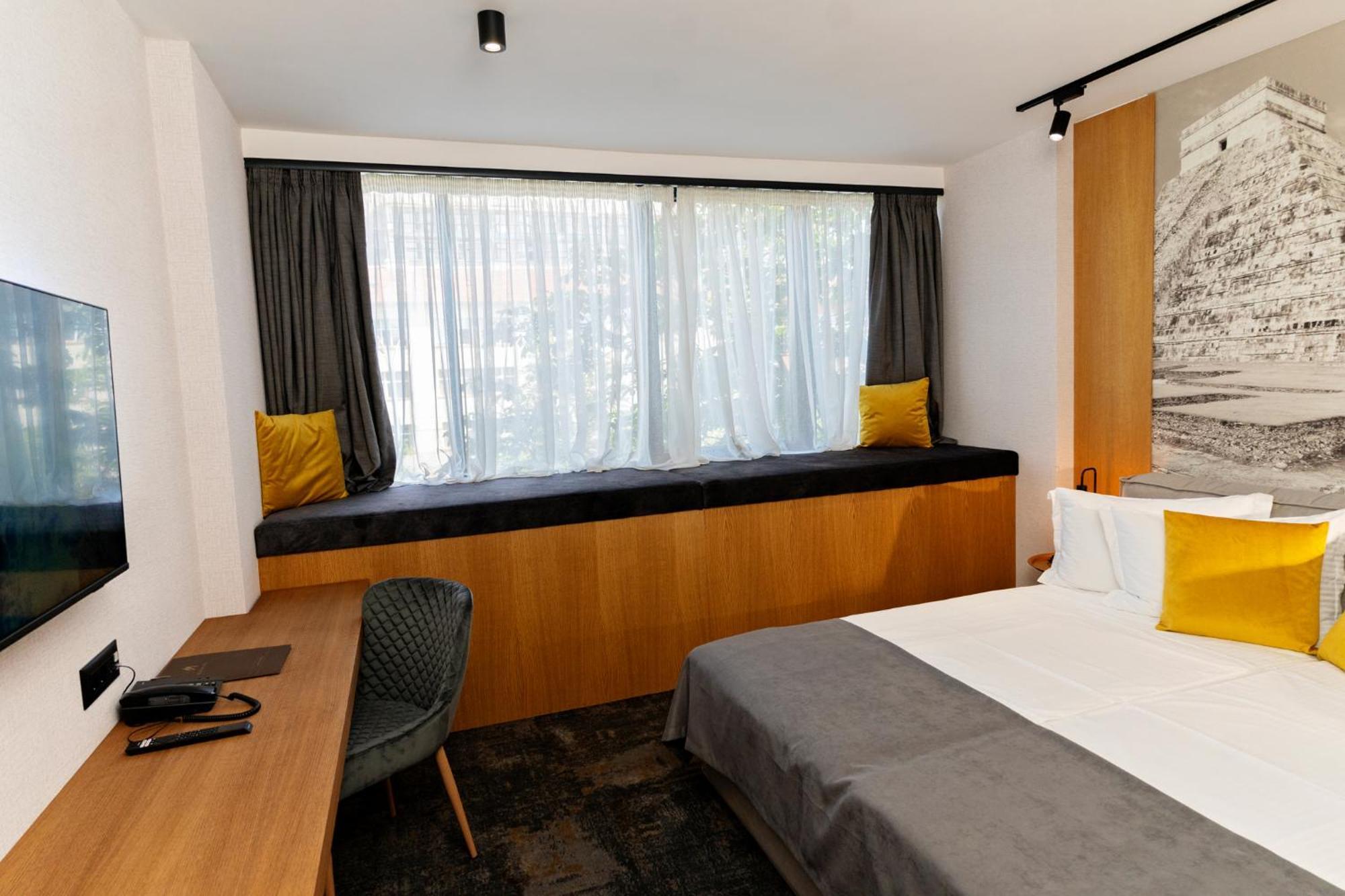 Mm Boutique Hotel Burgas Exteriör bild