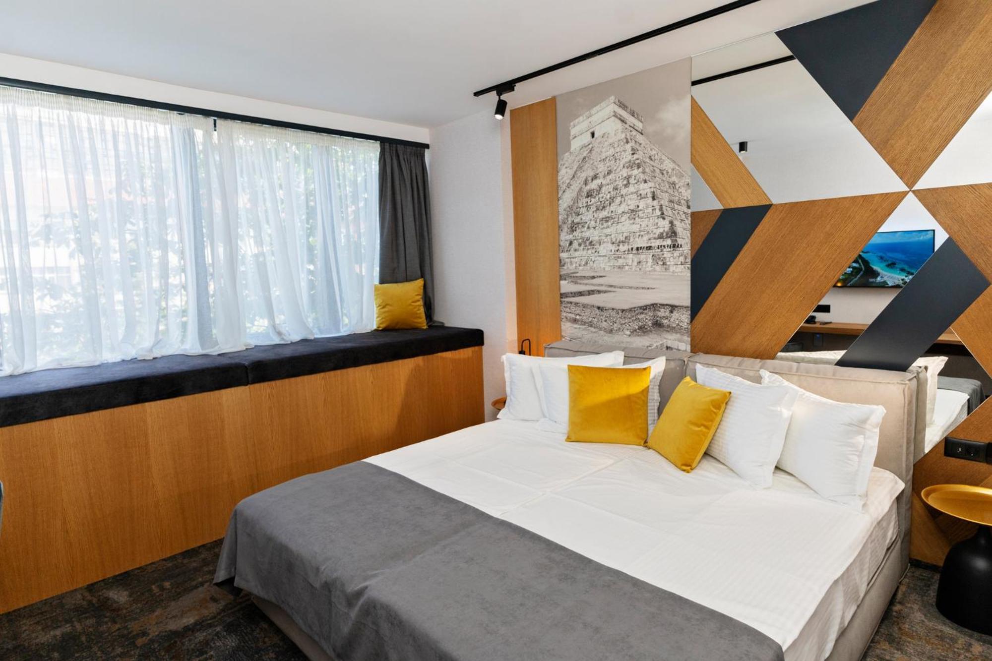 Mm Boutique Hotel Burgas Exteriör bild