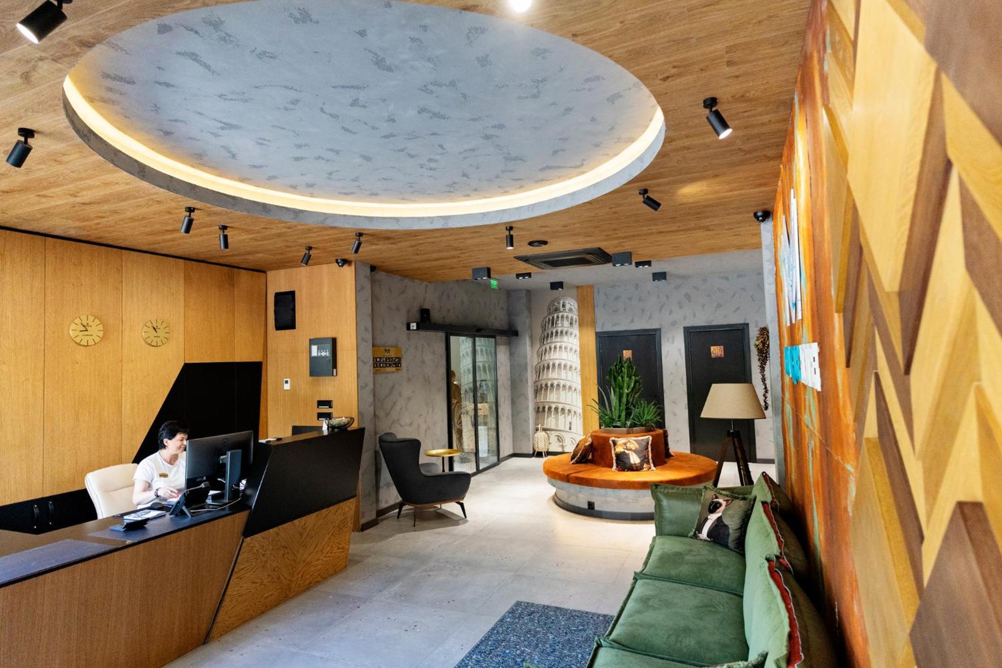 Mm Boutique Hotel Burgas Exteriör bild